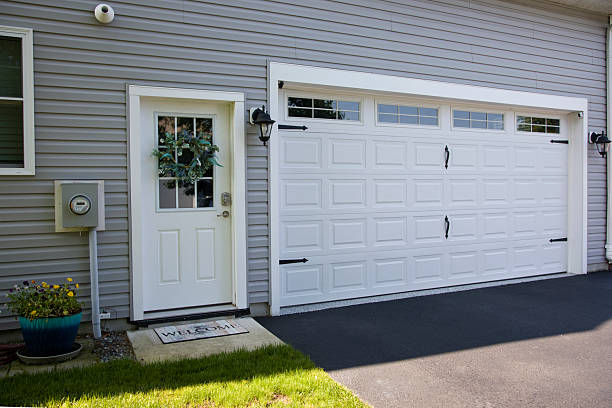 24/7 Emergency Garage Door Roller Replacement experts in Burke, VA